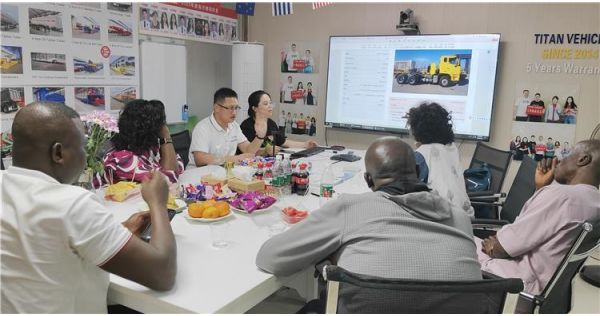 Why Nigeria Customers Buy China's Sinotruk Howo 400 Truck Head for Transporting Tongya Lowbed Trailer?