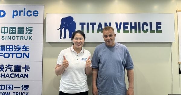 Belarusian Customer Come to Tongya Vehicle to Buy Bulk Cement Trailer