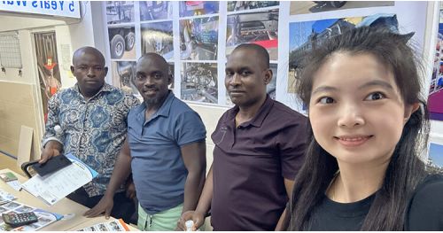 Jamaican Customers Came to Tongya Vehicle to Buy 3 Axle Fuel Tanker Trailer