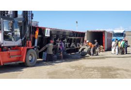 Madagascar customers received 3 axle flatbed trailer 