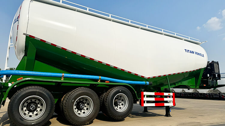 3 Axle Bulk Cement Tanker Trailer for Sale in Dominican