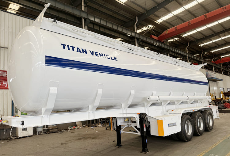 Tri Axle Oil Tanker Semi Trailer for Sale in Guinea