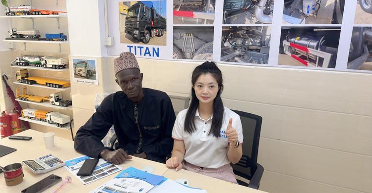 Sinotruk Howo 8x4 Dump Truck for Sale in Nigeria