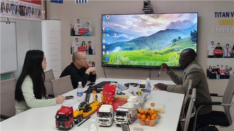 Tongya 4 Axle Low Bed Trailer for Sale In Guyana