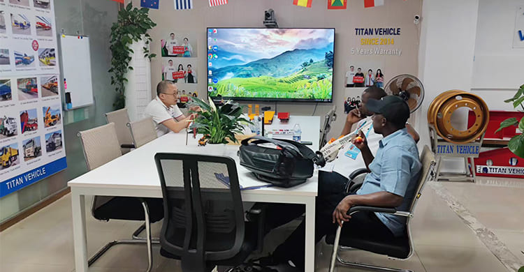 Tri Axle End Dump Trailer for Sale in Zambia