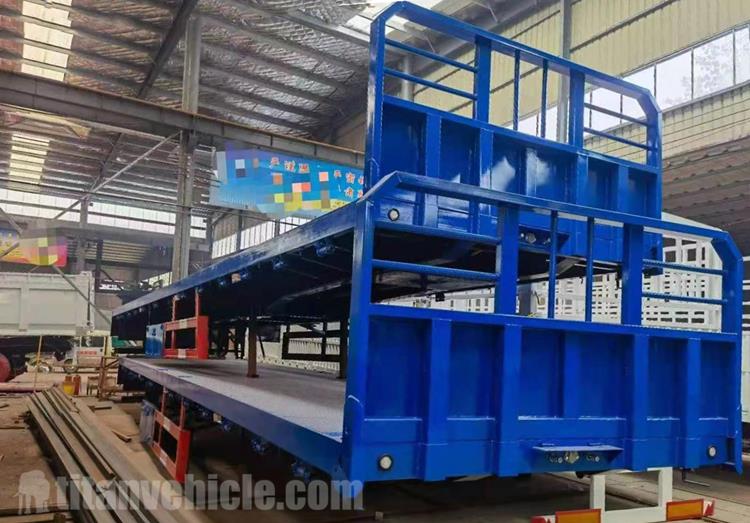 Tri Axle Flatbed Trailer with Front Board for Sale In Zambia