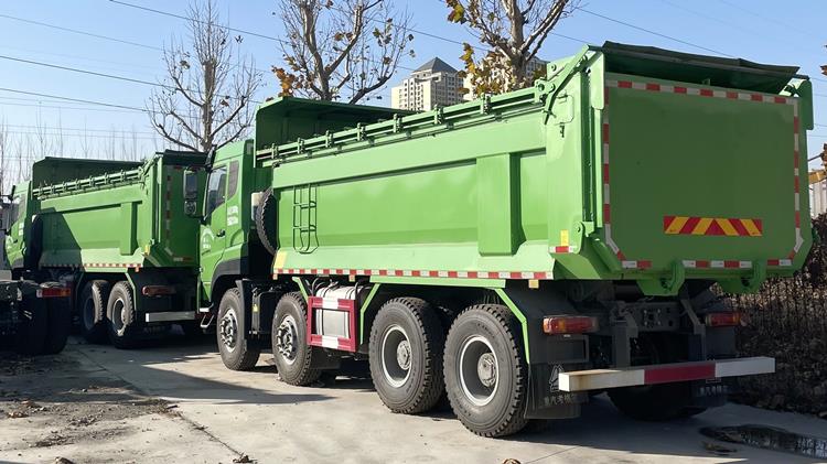 Howo 8X4 U Shape Dump Trucks for Sale Near me In Kenya