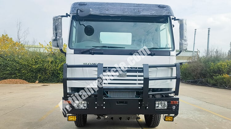 Sinotruk Howo Tractor Truck for Sale in Mozambique