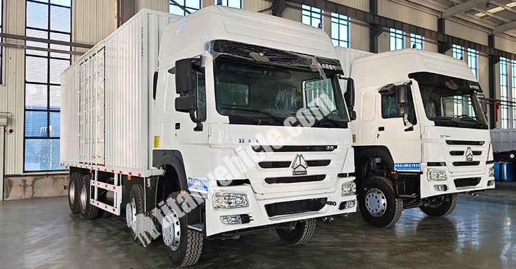 8x4 12 Tires Used Howo Cargo Box Truck for Sale in Nigeria