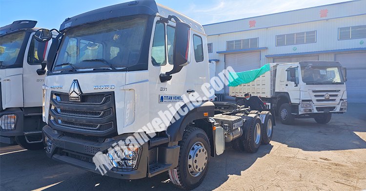 Used Sinotruk Howo 6x4 Tractor Truck for Sale in Uganda