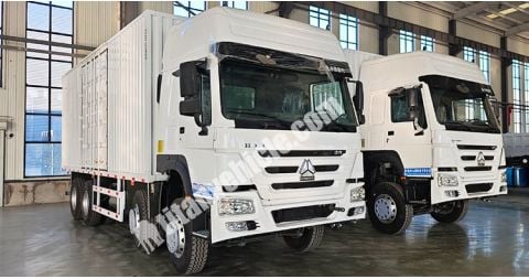 8x4 12 Tires Used Howo Cargo Box Truck will be Sent to Nigeria