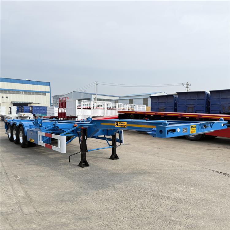 Henred Fruehauf Skeletal Trailers